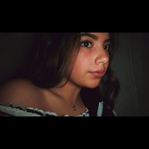 Meet your Posher, Natalie